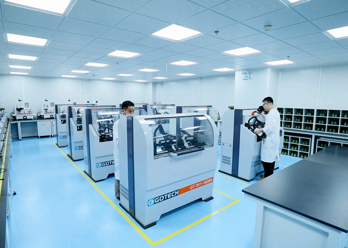 实验室装修中如何选择合适的照明系统以满足实验需求？