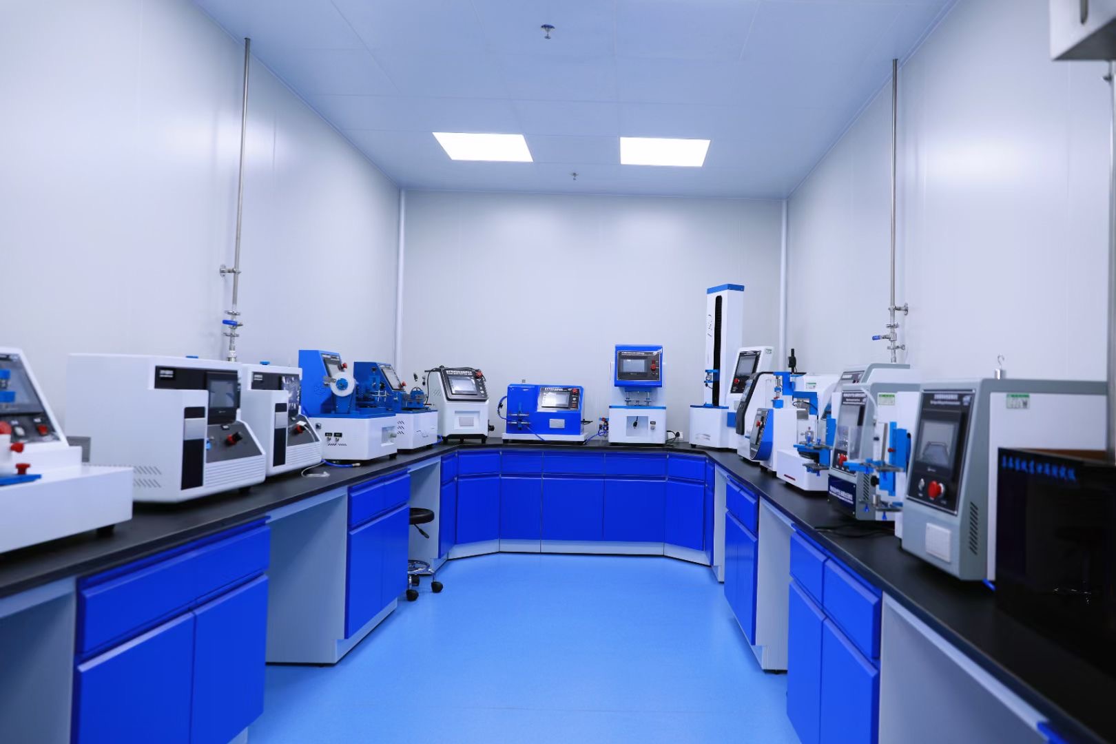 疗愈式空间：实验室色彩、光照与材质的“情绪价值”设计